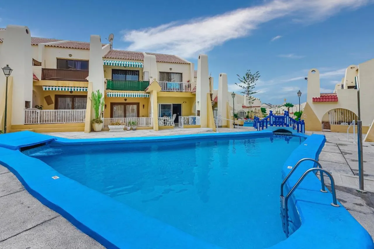 Mareverde, Las Americas location